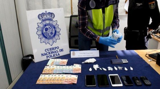  Cocaina policia detenidos 