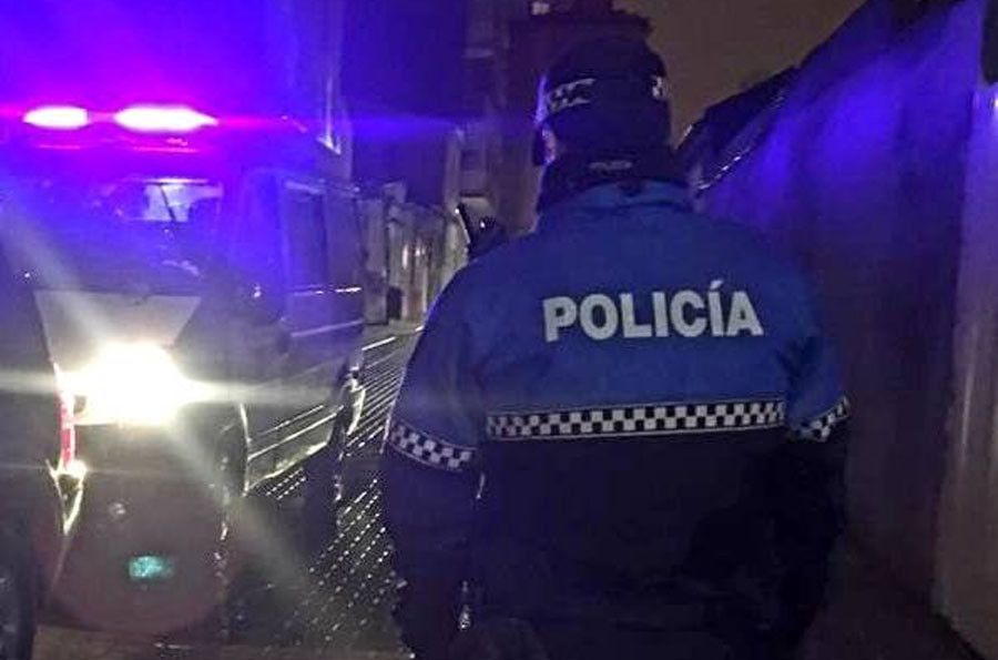 Detenido Un Menor Por Conducir Sin Carné Chocar Contra Un Edificio Y