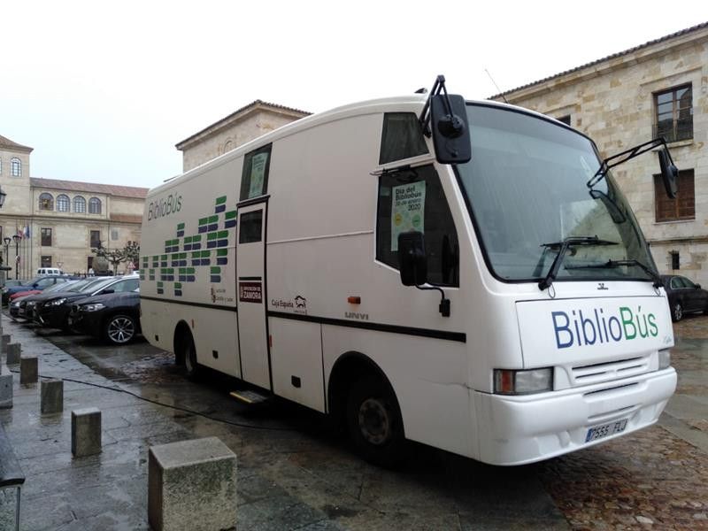  Bibliobus 