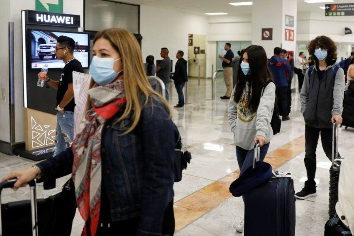  Aeropuerto mascarilla 