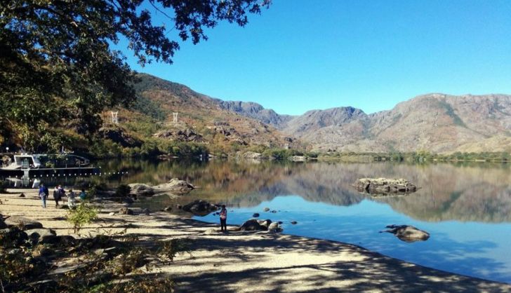 lago oligotrófico